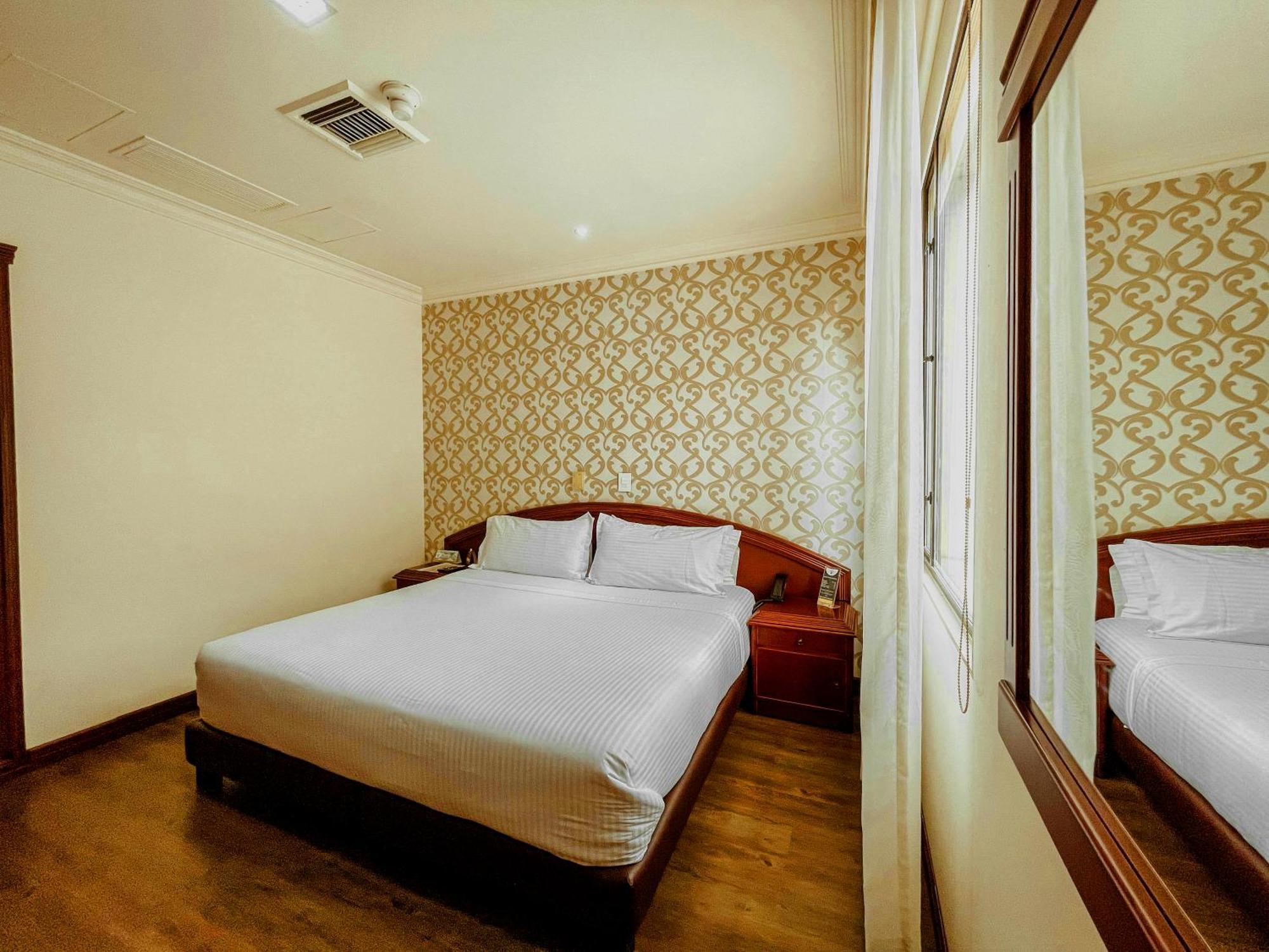 Hotel Castilla Real Pereira Exterior foto